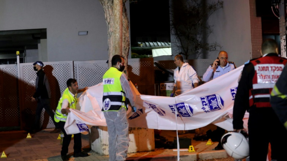 Funerales de polic&iacute;as muertos en un ataque reivindicado por el EI en Israel