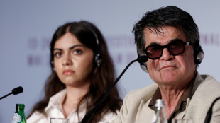 Cineasta iraniano Jafar Panahi diz em Cannes que prender um artista lhe d&aacute; 'ideias'