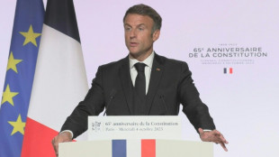 Macron defende inclus&atilde;o do aborto na Constitui&ccedil;&atilde;o francesa 'o mais r&aacute;pido poss&iacute;vel'