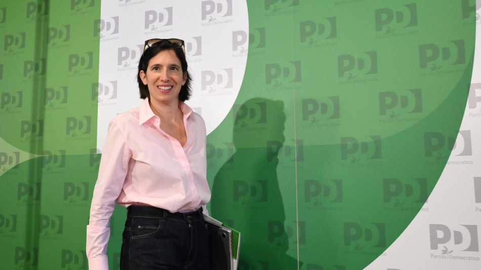 Schlein, Meloni non si &egrave; accorta dei 35 mesi consecutivi di calo della produzione