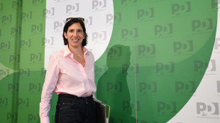 Schlein, Meloni non si &egrave; accorta dei 35 mesi consecutivi di calo della produzione