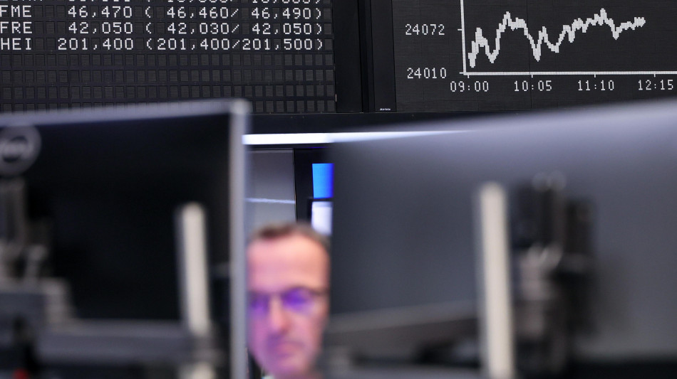 Borsa: l'Europa alla finestra, Milano maglia nera con le banche