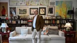 Revolucionario, guerrillero y cineasta: el at&iacute;pico embajador colombiano en China