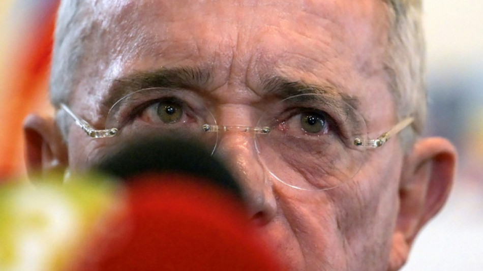 Colombie: l'ancien pr&eacute;sident Uribe sera jug&eacute; pour subornation de t&eacute;moins