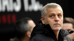 Rennes anuncia sa&iacute;da do t&eacute;cnico Bruno Genesio e volta de Julien St&eacute;phan