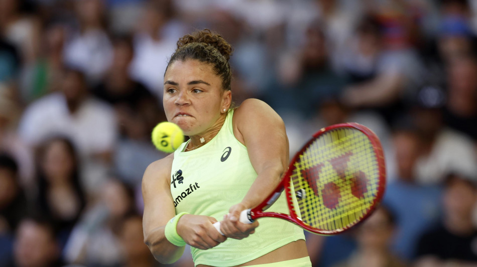 Australian Open: Paolini con il mal di stomaco 'ma Jovic ha meritato'