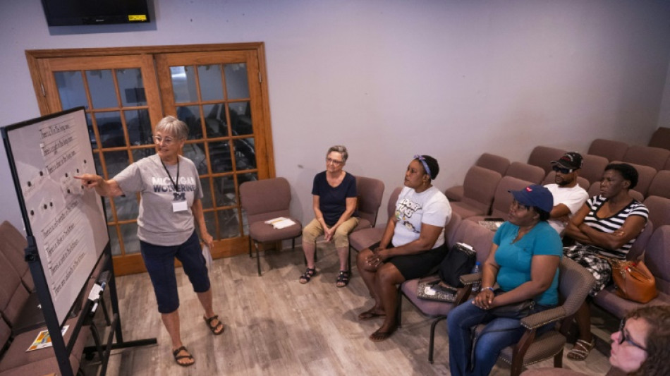 Dans une ville du Midwest, des b&eacute;n&eacute;voles aident les Ha&iuml;tiens sur fond de rumeurs racistes