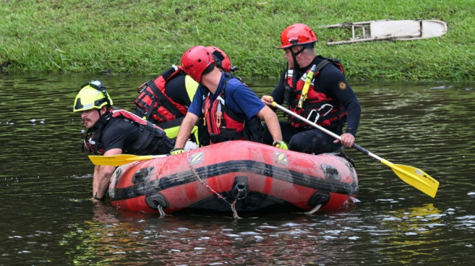 Casi 90 muertes por inundaciones en Texas, campamento confirma 27 v&iacute;ctimas