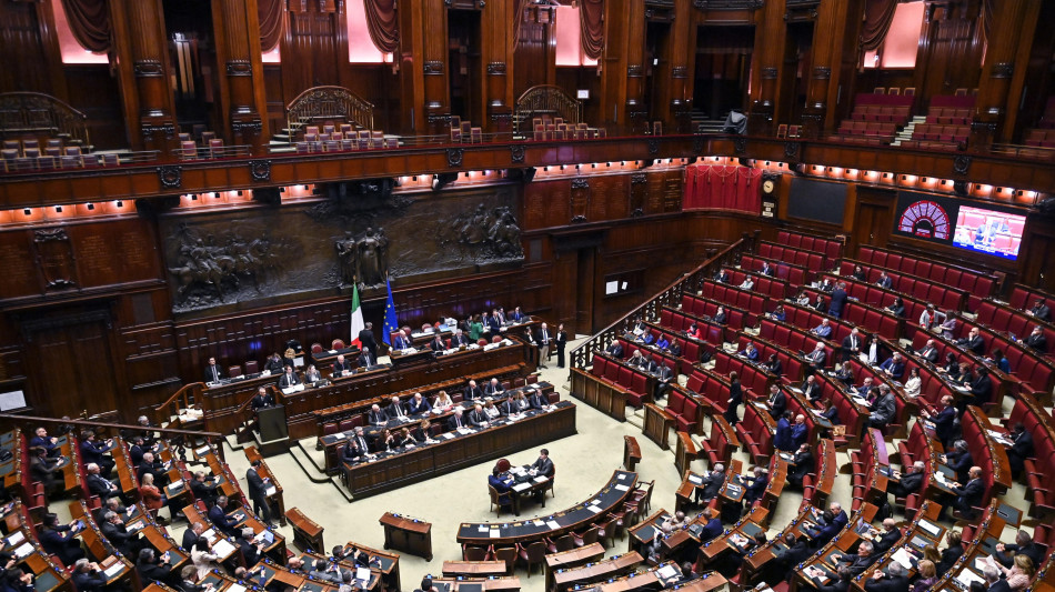 S&igrave; della Camera alla fiducia sul decreto bollette