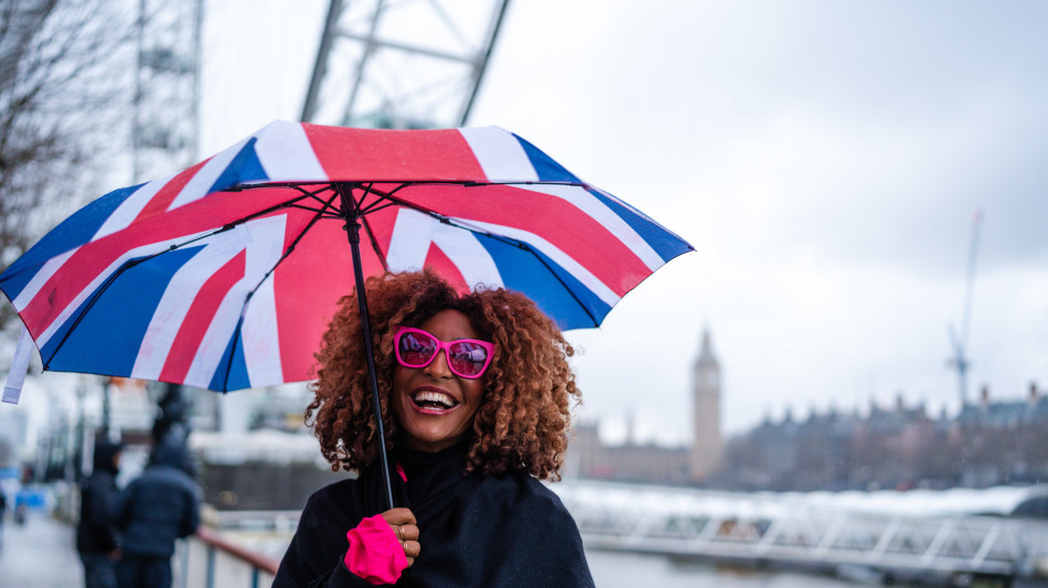 'Pop Road to Eurovision', Senhit in viaggio per l'Europa