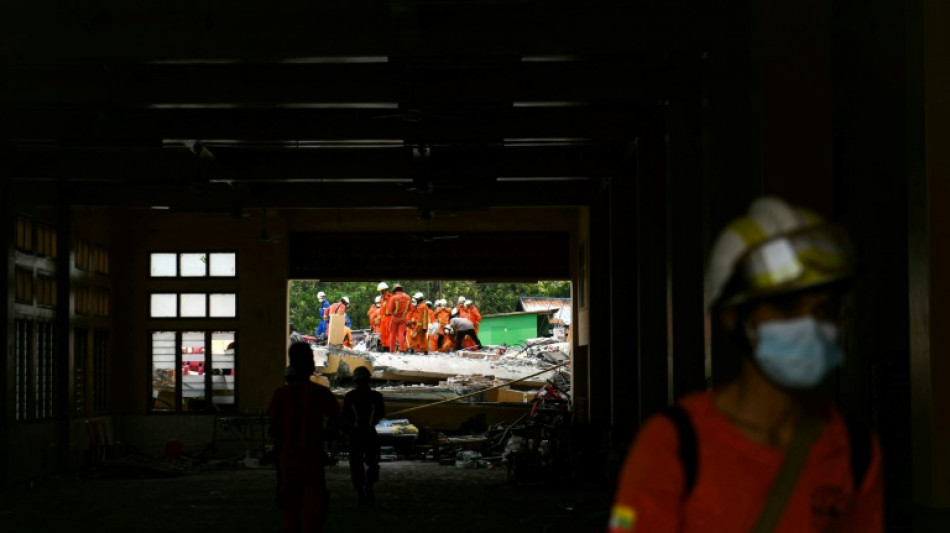 Suche nach Versch&uuml;tteten nach Erdbeben in Myanmar und Thailand dauert an
