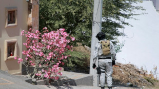 Familiares y compa&ntilde;eros de escuela homenajean a ni&ntilde;as asesinadas en el mexicano Sinaloa