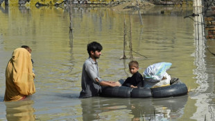 Gran operaci&oacute;n de rescate en Pakist&aacute;n por las inundaciones que han causado m&aacute;s de un millar de muertos