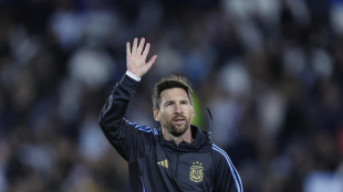 Messi show in Argentina,doppietta e lacrime per l'ultima in casa