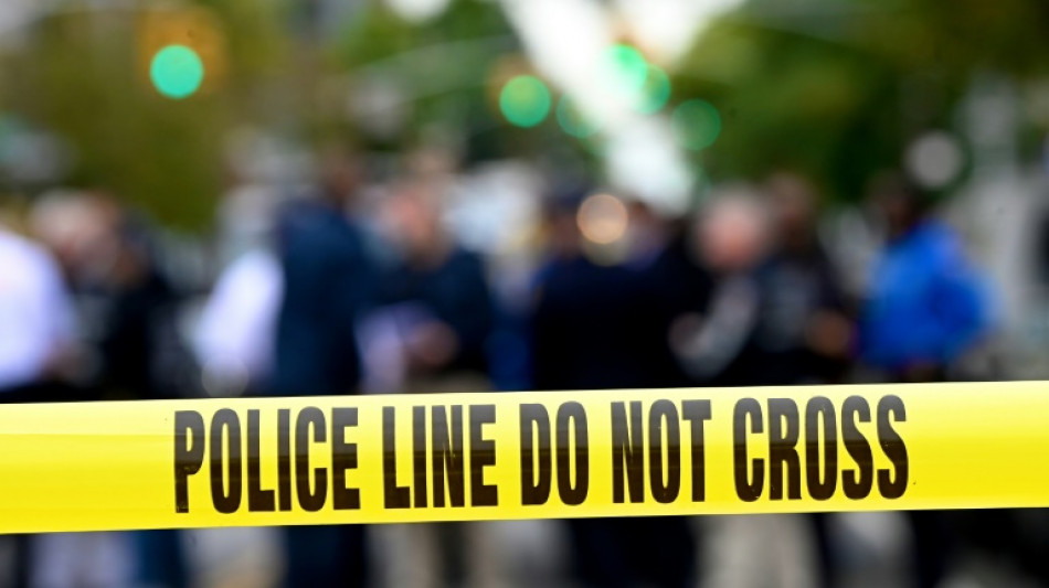 Etats-Unis: la sombre litanie de fusillades se poursuit, des &eacute;lus travaillent sur des r&eacute;formes