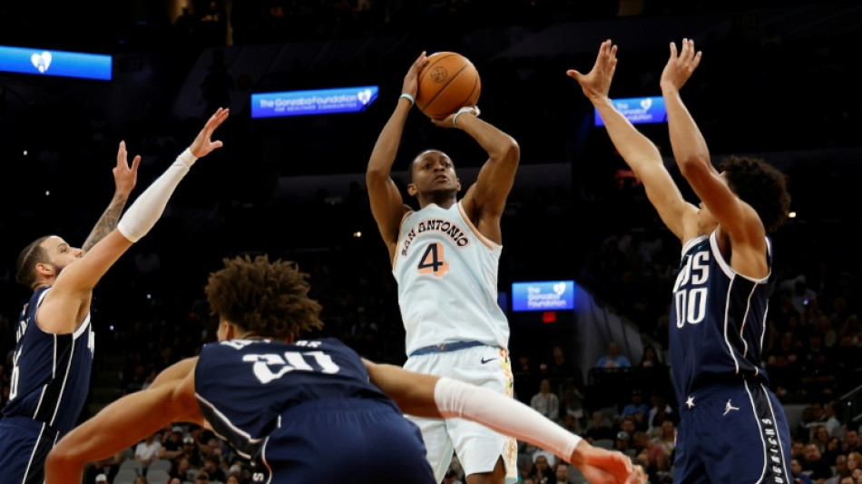 De'Aaron Fox renova por quatro anos com San Antonio Spurs