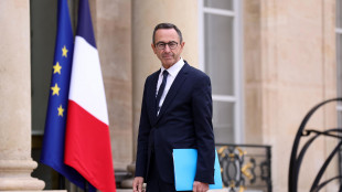 Retailleau, leader dei R&eacute;publicains, si candida all'Eliseo