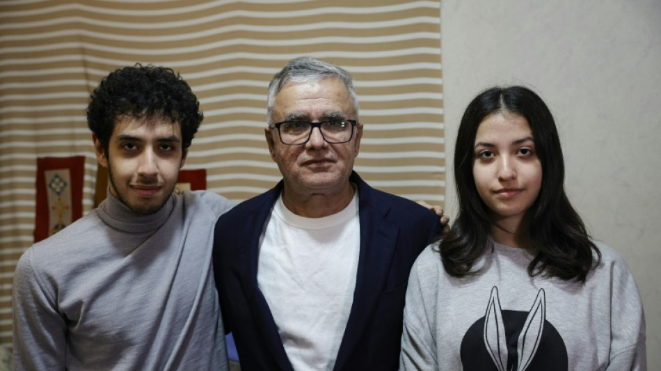 La familia de la premio Nobel de la Paz encarcelada en Ir&aacute;n, determinada a "difundir su voz"