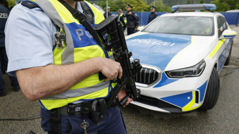 Mutma&szlig;liche Geldautomatensprenger verungl&uuml;cken auf Flucht vor Polizei in Bayern