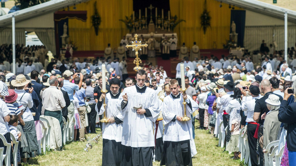 Lefebvriani confermano ordinazioni, nonostante l'alt del Vaticano