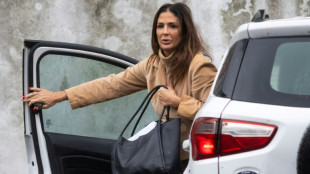 Argentine: le proc&egrave;s Maradona tient &agrave; un fil, apr&egrave;s la r&eacute;cusation d'une juge