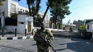 Rescatistas registran una c&aacute;rcel s&iacute;mbolo de atrocidades en Siria tras la ca&iacute;da de Al Asad