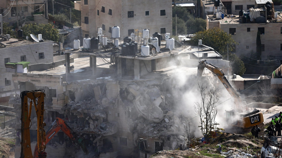 Palestinesi cacciati di casa per la costruzione di un parco a tema israeliano