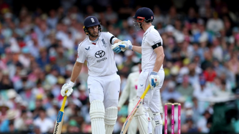 Root, Brook stand passes 150 as England 211-3 in 5th Ashes Test  