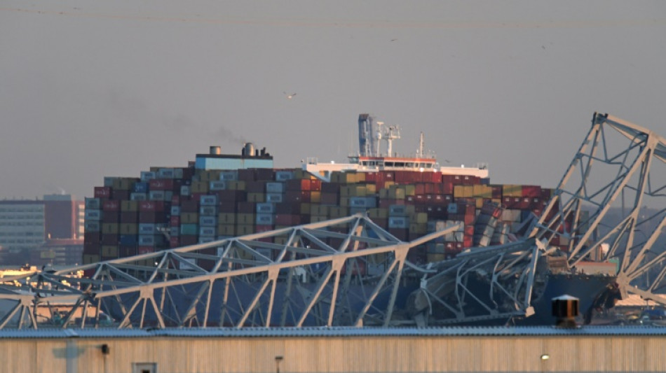 Etats-Unis: un pont de Baltimore s'effondre, percut&eacute; par un navire