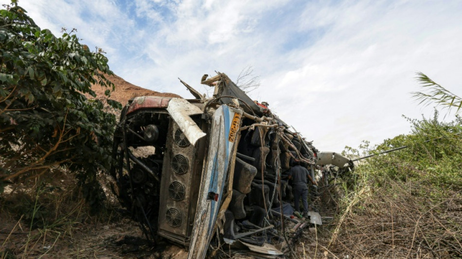 Ao menos 37 mortos em acidente de ônibus no Peru
