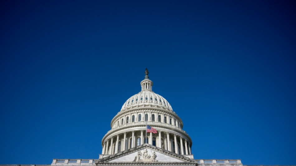 Democratas cedem a Trump para evitar paralisa&ccedil;&atilde;o or&ccedil;ament&aacute;ria nos EUA
