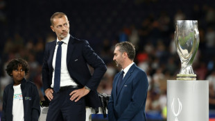 Uefa poder&aacute; retirar sua amea&ccedil;a de boicote aos torneios da Fifa