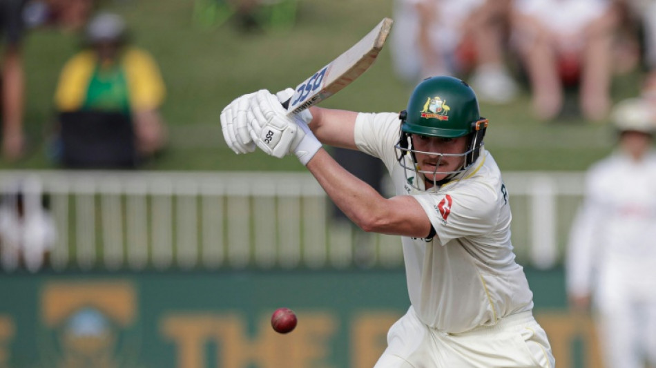 Australia strike early after Renshaw's 190 against South Africa