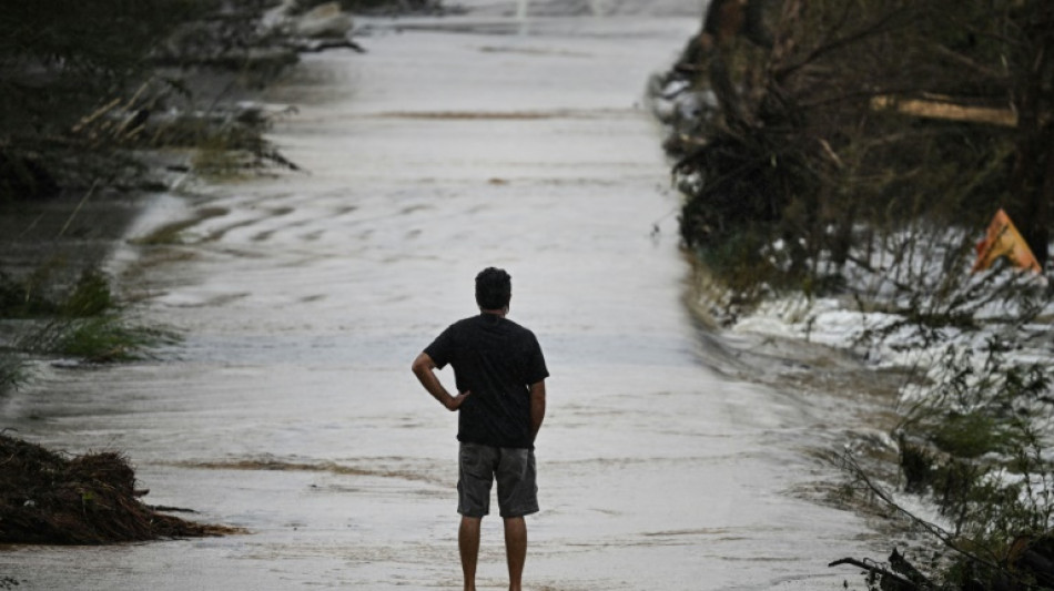 Inondations au Texas: 27 morts dans le camp d'&eacute;t&eacute; d&eacute;vast&eacute;, pr&egrave;s de 90 au total
