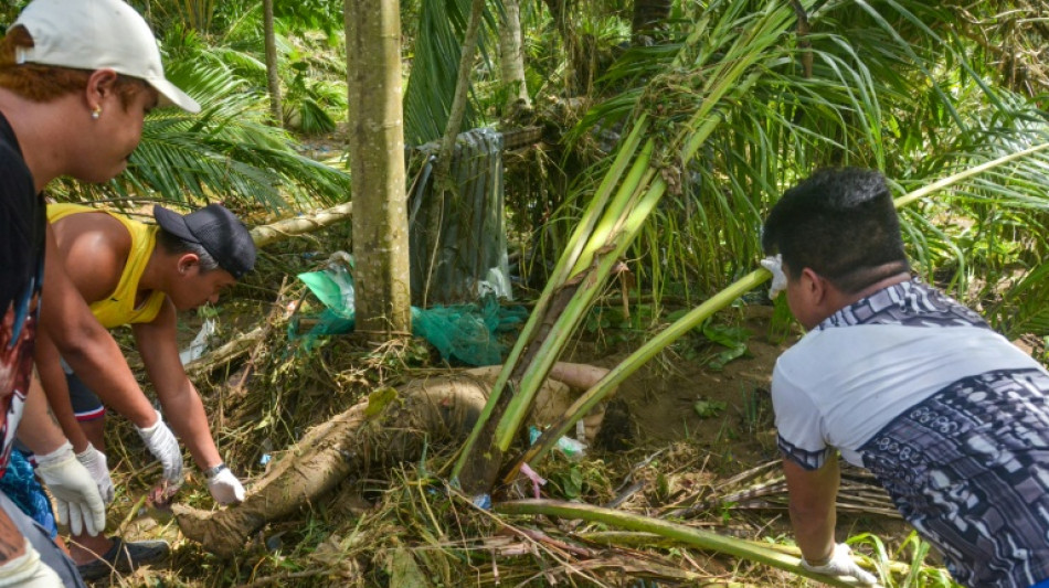 M&aacute;s de 100 muertos tras el paso del tif&oacute;n Kalmaegi en Filipinas