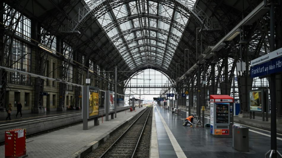 DB-Sprecher: Bahn wird weiteres Vorgehen im Tarifkonflikt mit GDL pr&uuml;fen
