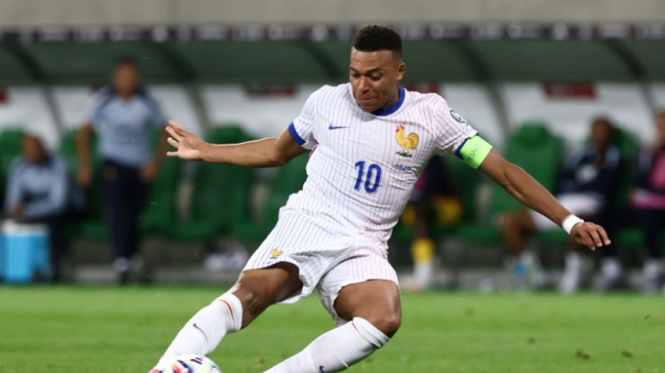 Fran&ccedil;a vence Ucr&acirc;nia (2-0) em sua estreia nas Eliminat&oacute;rias europeias