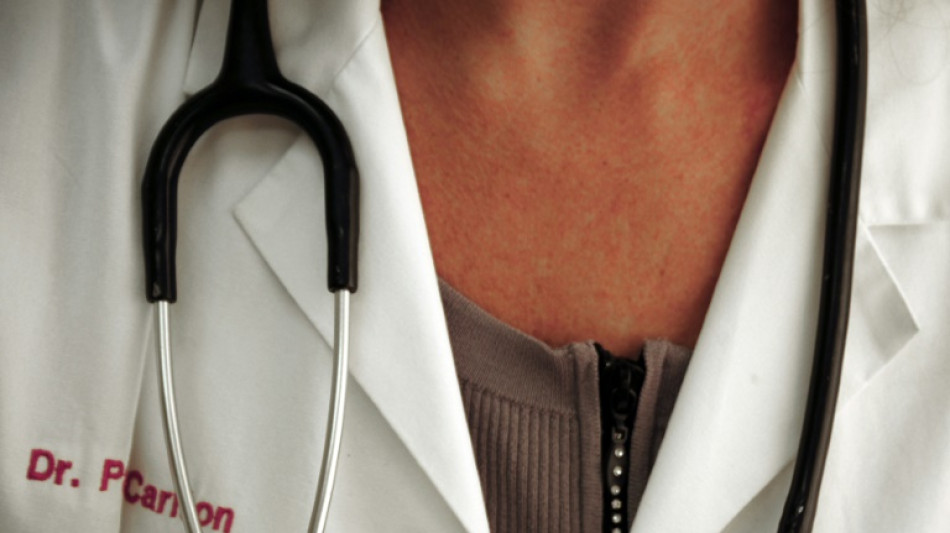 Barmer-Umfrage: Fast jeder F&uuml;nfte verschweigt etwas beim Arzt