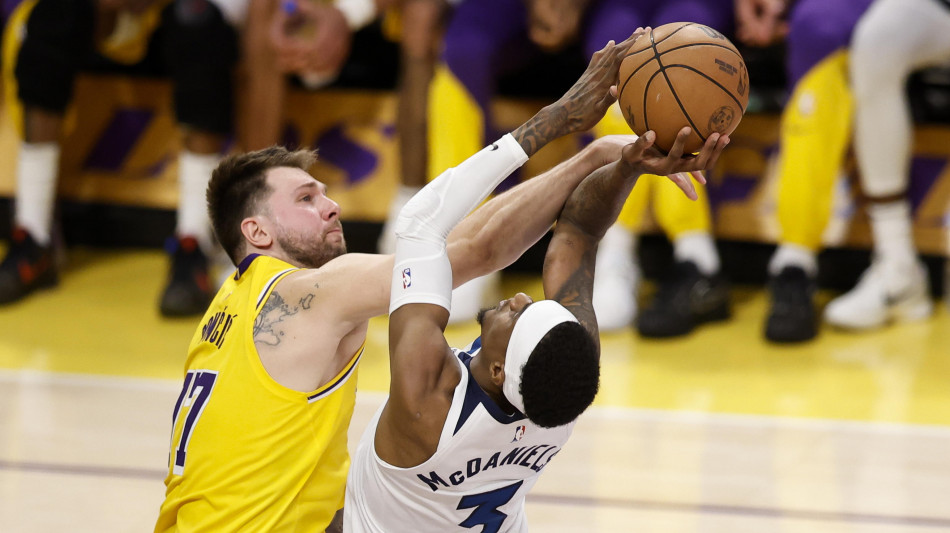 Playoff Nba: i Lakers reagiscono, Oklahoma e Indiana sul 2-0