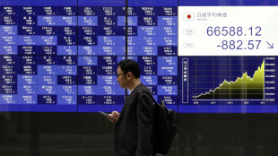 Borsa: Asia in rosso con fuoco incrociato tra Iran e Israele, Tokyo -3,85%