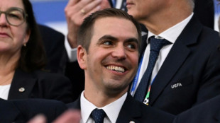 Fußballer Philipp Lahm und Schauspielerin Anna Loos erhalten Bundesverdienstkreuz