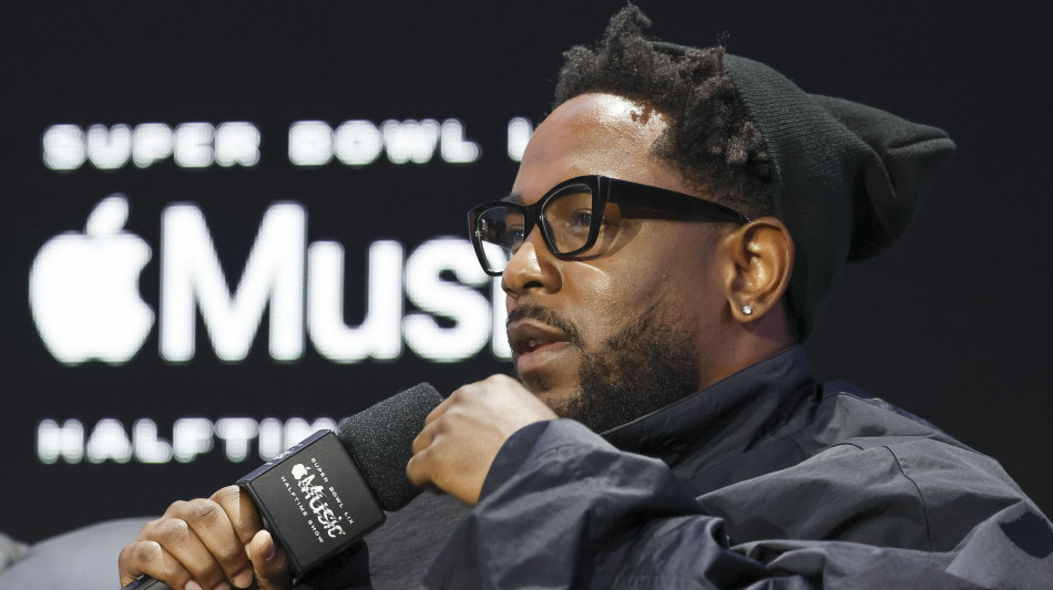 Ai Grammy esordisce il premio alla Miglior Copertina di Album