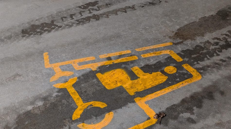 Furgone investe e uccide operaio in tangenziale a Bologna