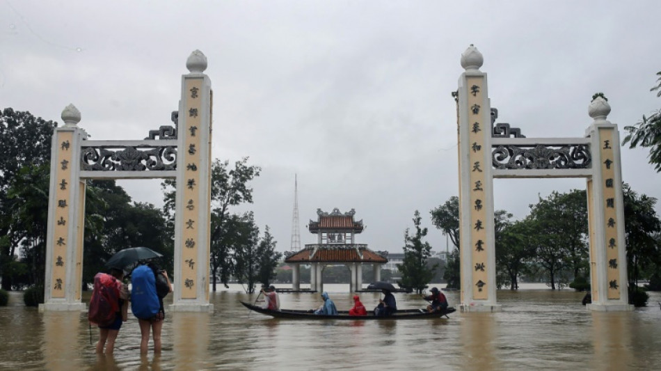 Vietnam: la vieille ville de Hu&ecirc; touch&eacute;e par des inondations
