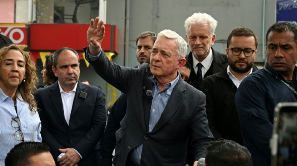 El expresidente Uribe renuncia a la inminente prescripci&oacute;n de su caso en Colombia