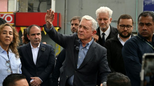 El expresidente Uribe renuncia a la inminente prescripci&oacute;n de su caso en Colombia