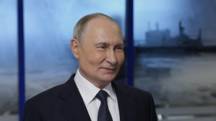 Putin propõe governo provisório na Ucrânia sem Zelensky antes de negociar a paz