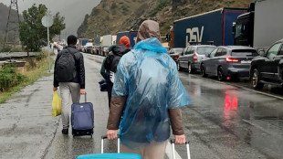 Rusos que huyen a Georgia no quieren ser "carne de ca&ntilde;&oacute;n" en Ucrania