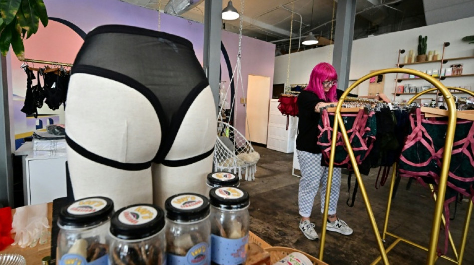 'Feito nos EUA': marca de roupa íntima sob ameaça das tarifas de Trump