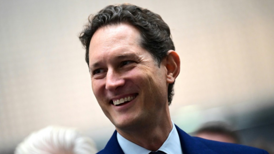 John Elkann, l'h&eacute;ritier discret de la dynastie Agnelli, au volant de Stellantis